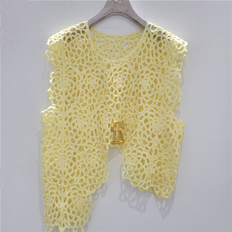 2026 verano nuevo estilo francés nicho lujo ligero hueco gancho de flores cuello redondo sin mangas chaleco de flores chaqueta mujer image 4