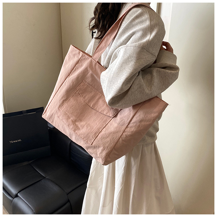 Cross-border laid-back style nylon bag for women 2025 new casual large-capacity shopping handbag, simple and lightweight single-shoulder bag undefined