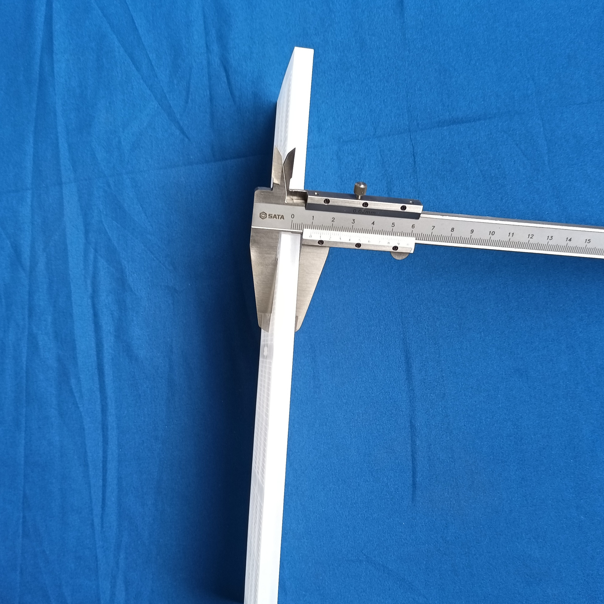 现货供应PP塑料网板 4X0.4mm孔板电镀清酸洗滚桶滚筒镀笼用拼网板