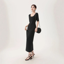连衣裙莫代尔包臀简约纽扣中袖设计感秋季修身罗纹打底长款显瘦款