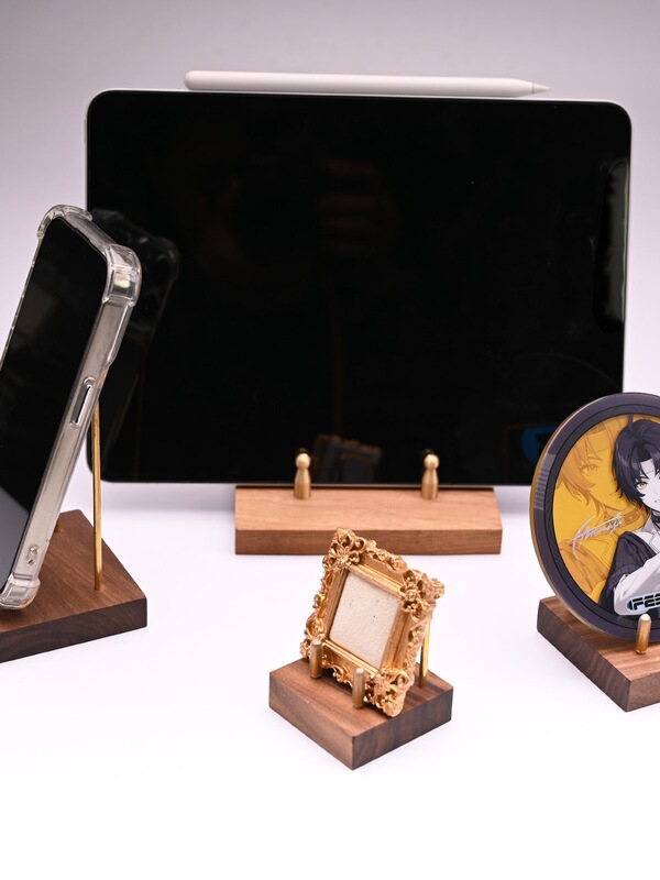 Mineral Crystal Photo Frame Mobile Phone Tablet Display Stand with Yellow Walnut Wood Frame