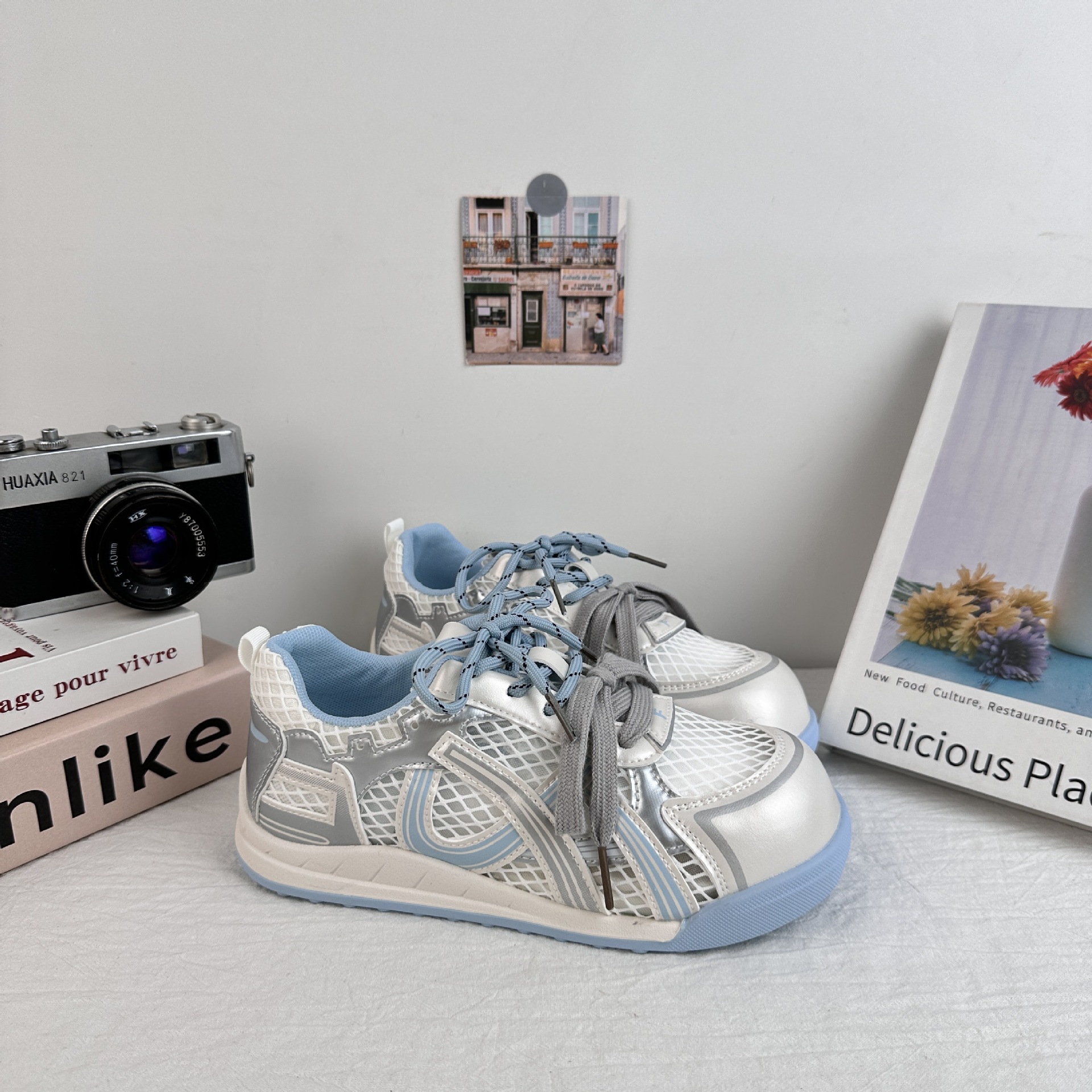 A9924 zapatos de suela gruesa para mujeres 2025 nuevos innes de cabeza redonda explosión de nicho casual retro estilo de puerto versátil zapatos de entrenamiento alemán