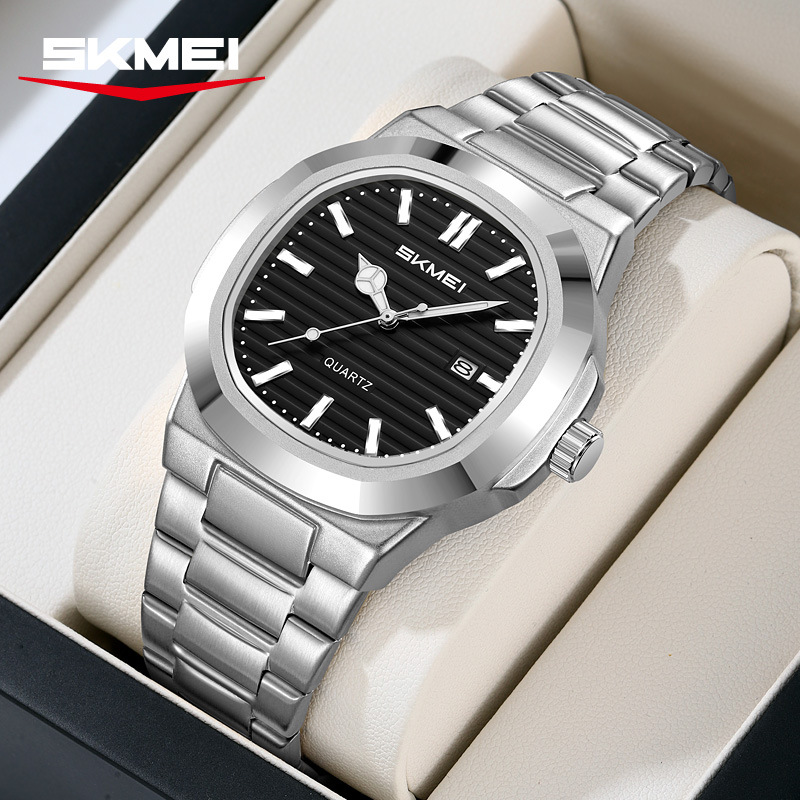 Momento de reloj de hombre de negocios de línea de acero nocturna calendario relojes de cuarzo relojes de comercio exterior transfronterizos fabricantes de reloj al por mayor