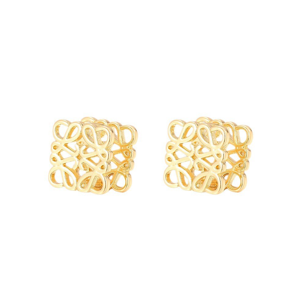 New French Pattern Square Hollow Earrings Light Luxury Temperament High-end Ear Pin Fashion All-match Women's Earrings detail image 7