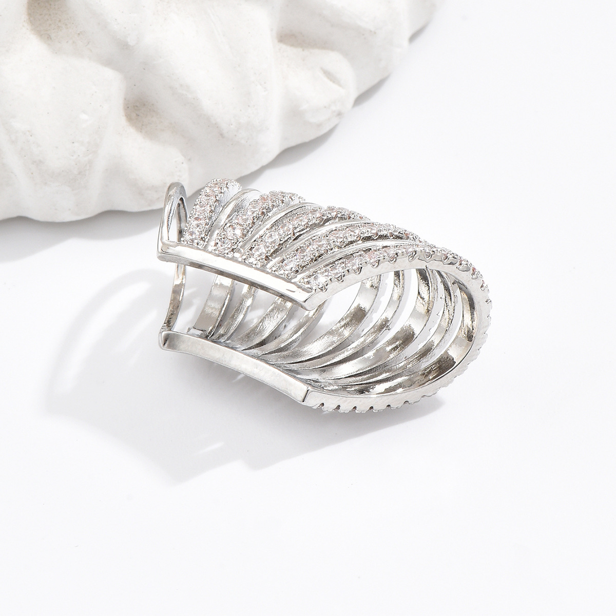 Holiday, Daily Occasion 1 Piece Simple Style Classic Style U Shape Inlay Copper Zircon Ear Cuffs