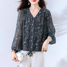 秋季防晒雪纺开衫女2025新款薄款衬衣设计感妈妈高级外搭空调上衣