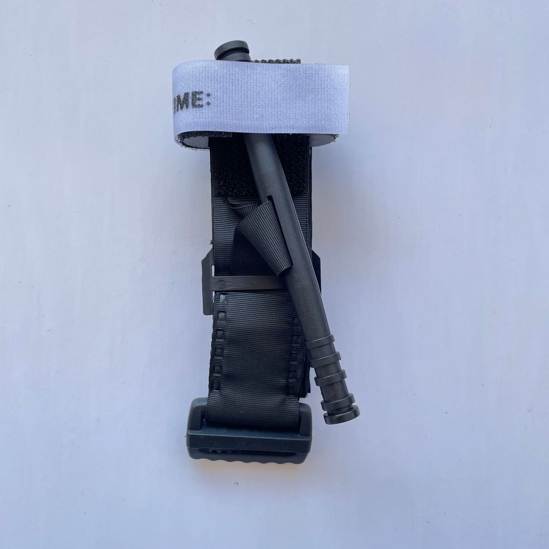 CAT torniquete equipo de rescate al aire libre táctico torniquete giratorio operación de una mano rescate hebilla de primeros auxilios