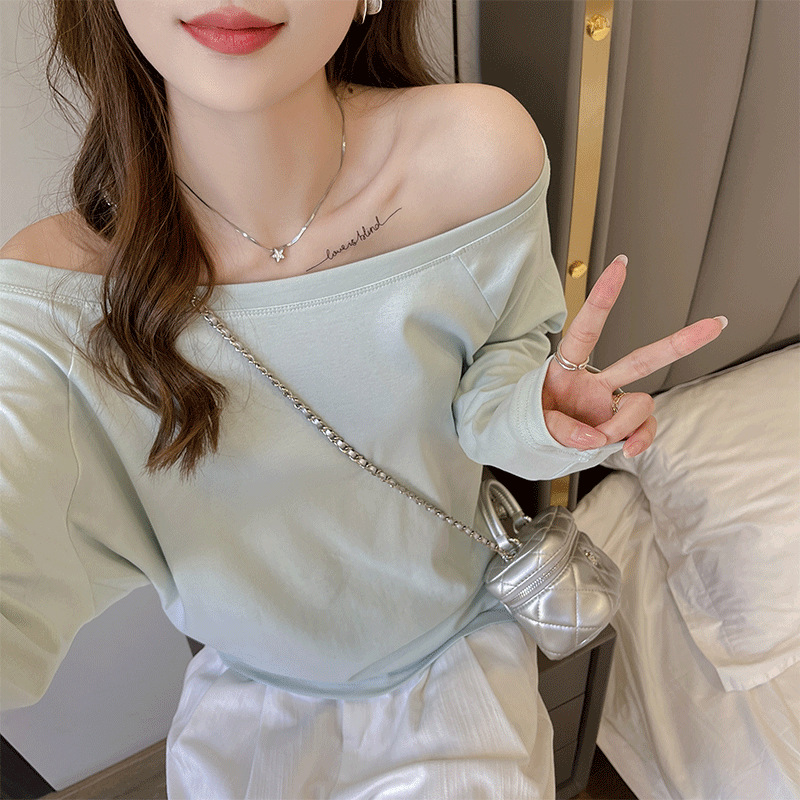 한 어깨 최고 여성의 봄과 가을 틈새 디자인의 엄격한 선택 센스베이스 셔츠 오픈 숄더 긴 소매 티셔츠 루즈 탑