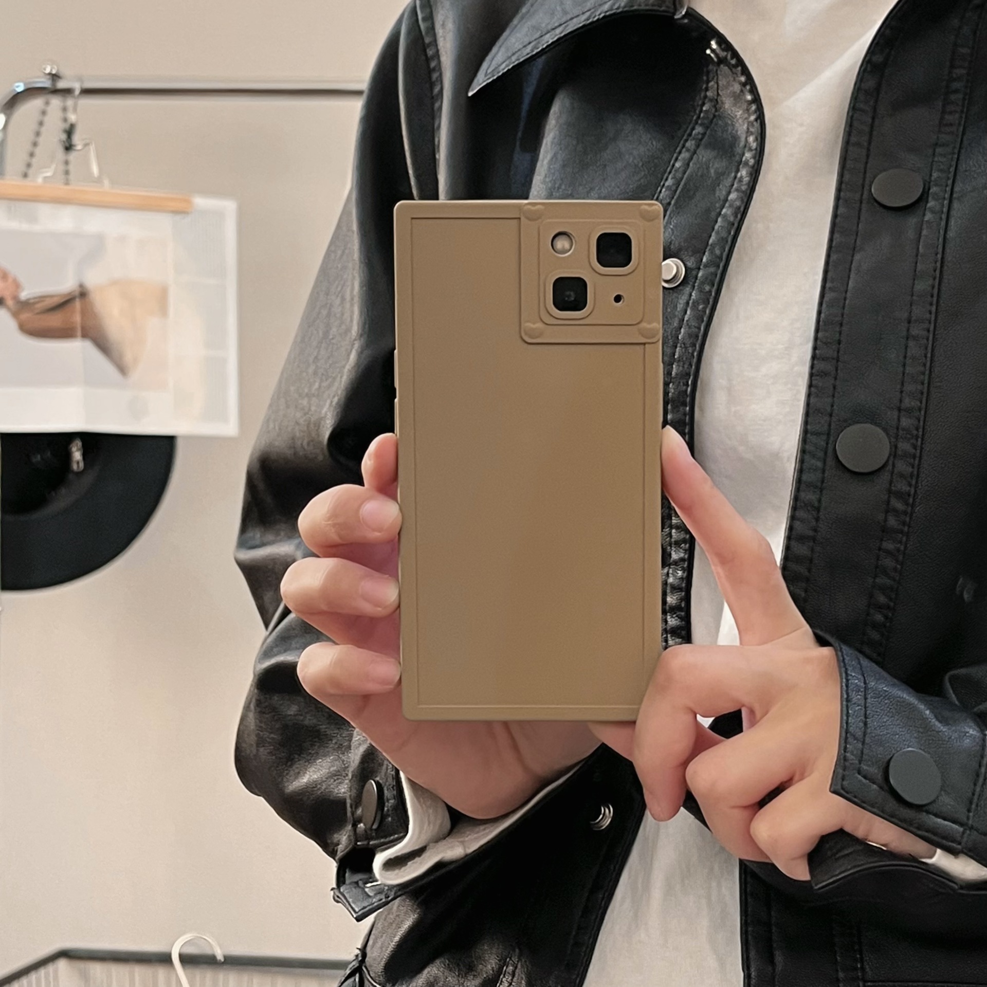 Title 14, Sade Düz Renkli Kare Telefon Kılıfı Yeni Niş Te...