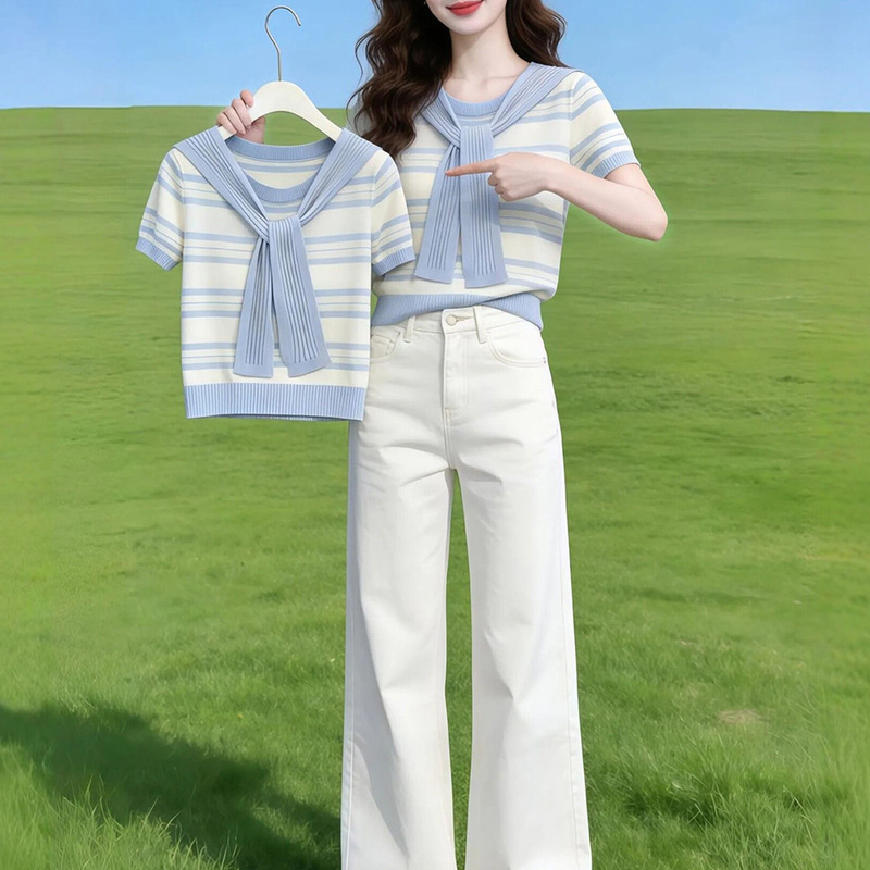 Blue Striped Shawl Slim-Fit Slimming Short-Sleeve T-Shirt for Women, 2026 Summer, Stunningly Beautiful Korean Chic Top