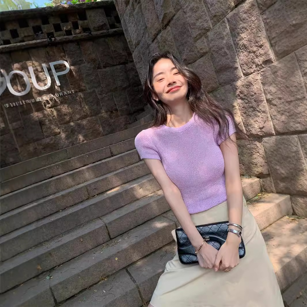 香港米服飾/ 再購入 アップグレード和紙糸 ソフトで香りの良いニットセーター レディース 夏の新作 おしゃれな半袖