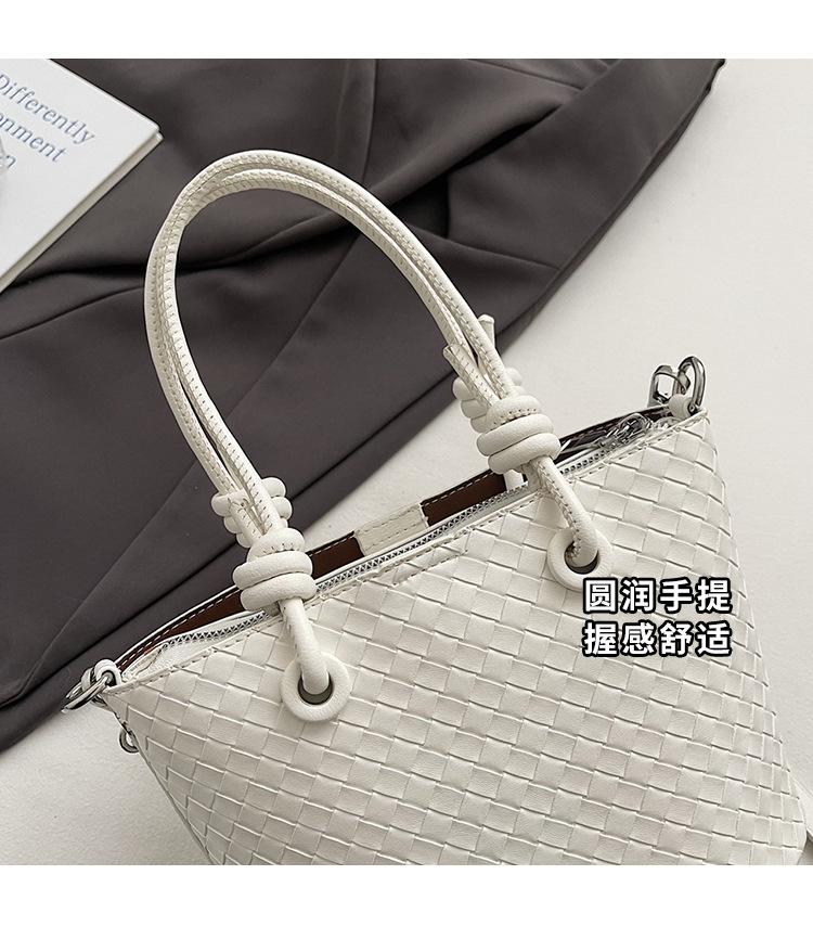 A simple and elegant bucket bag for women, a Korean-style single-shoulder bag for commuting to work in 2025, a new trendy and fashionable crossbody bag undefined