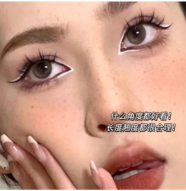 V-shaped lower eyelash + Lazy person's trilogy + Pure Wild Little Devil + Wheat ear combination large-capacity mixed false eyelash book Application Scenario