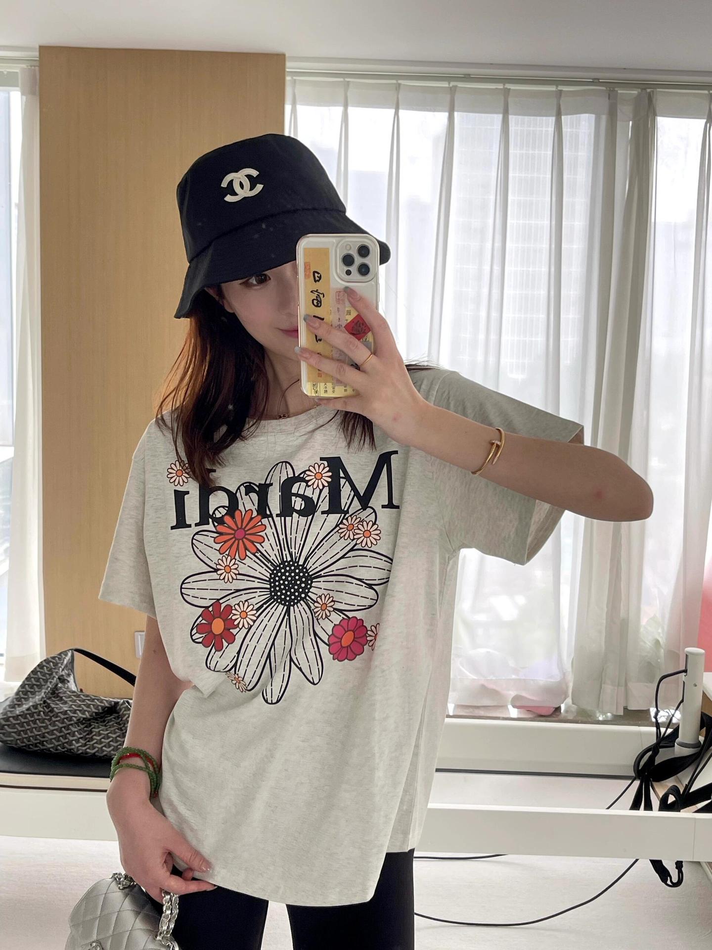 現物韓国潮牌Mardi半袖女性25夏新作デイジープリント丸襟純綿上着tシャツ代発