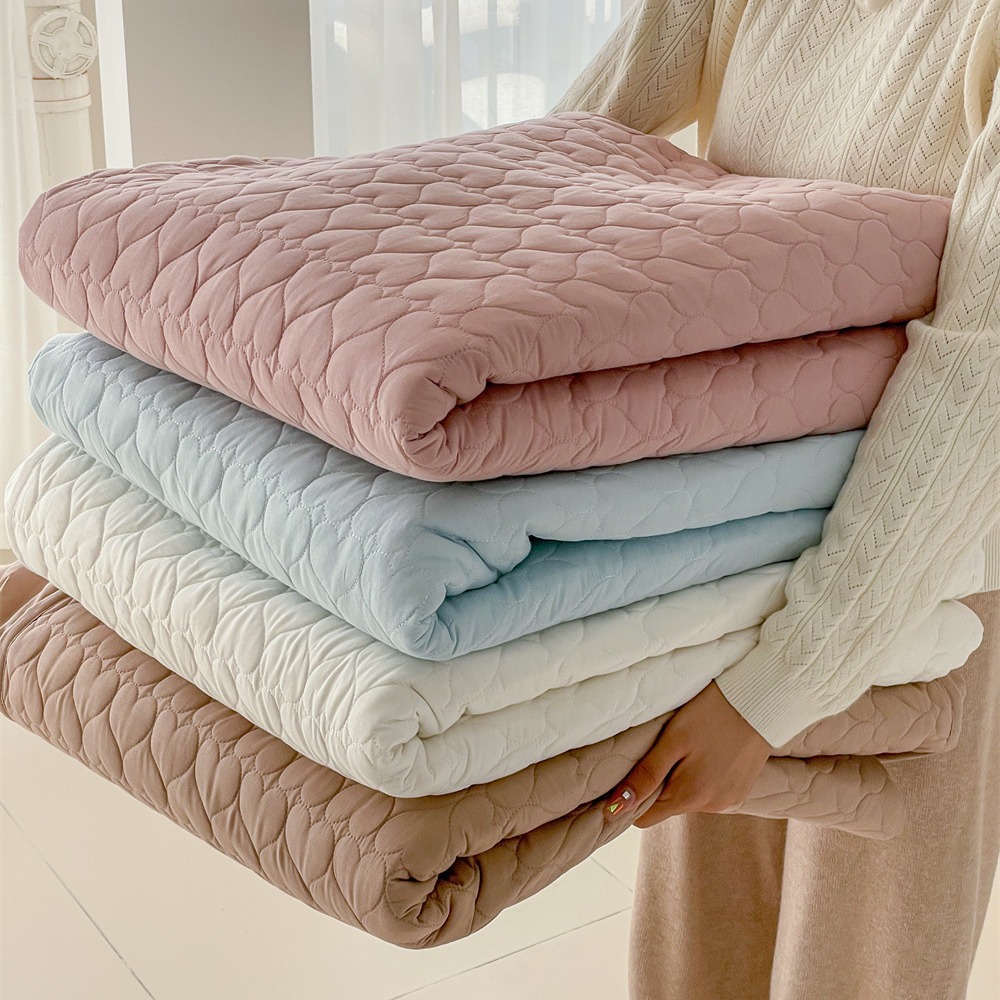 Cotton quilted quilted thickened love bed cover single piece pure cotton non-slip bedspread Simmons mattress dust protection cover