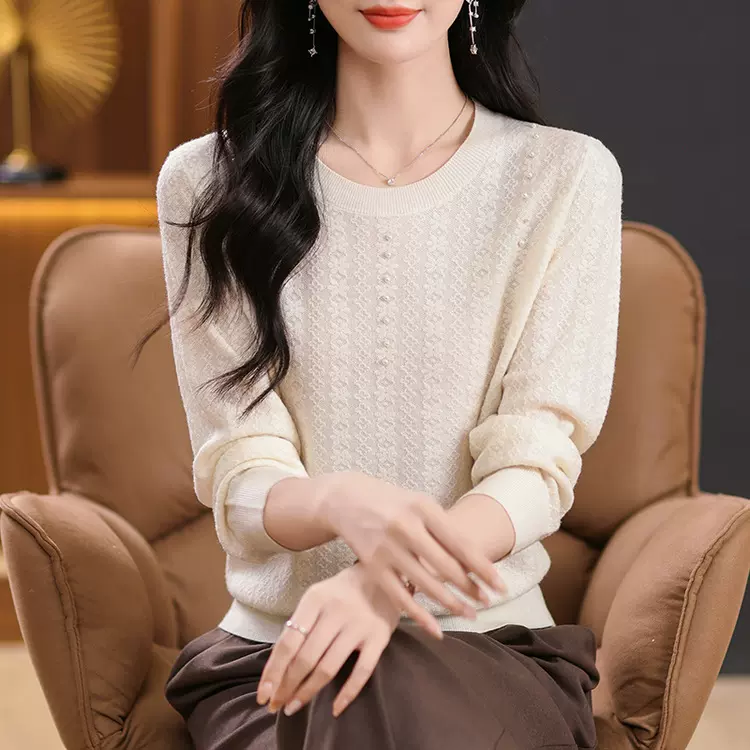 妈妈春秋时尚打底衫中年女装2025新款毛衣中老年春装针织时髦上衣