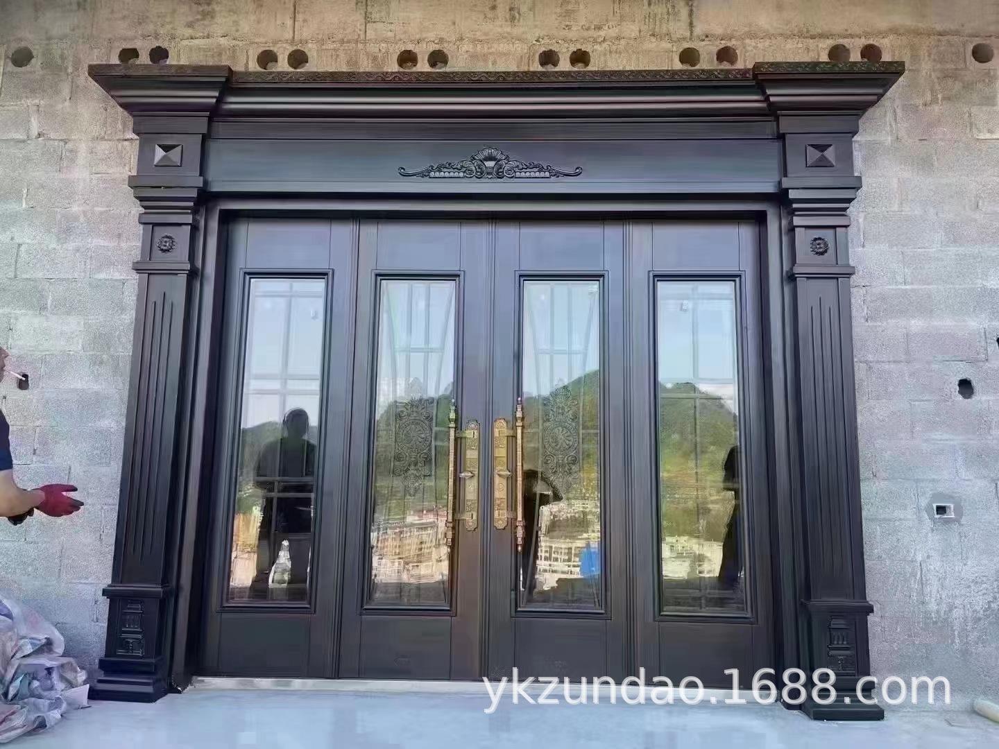 四开锌合金别墅玻璃大门
