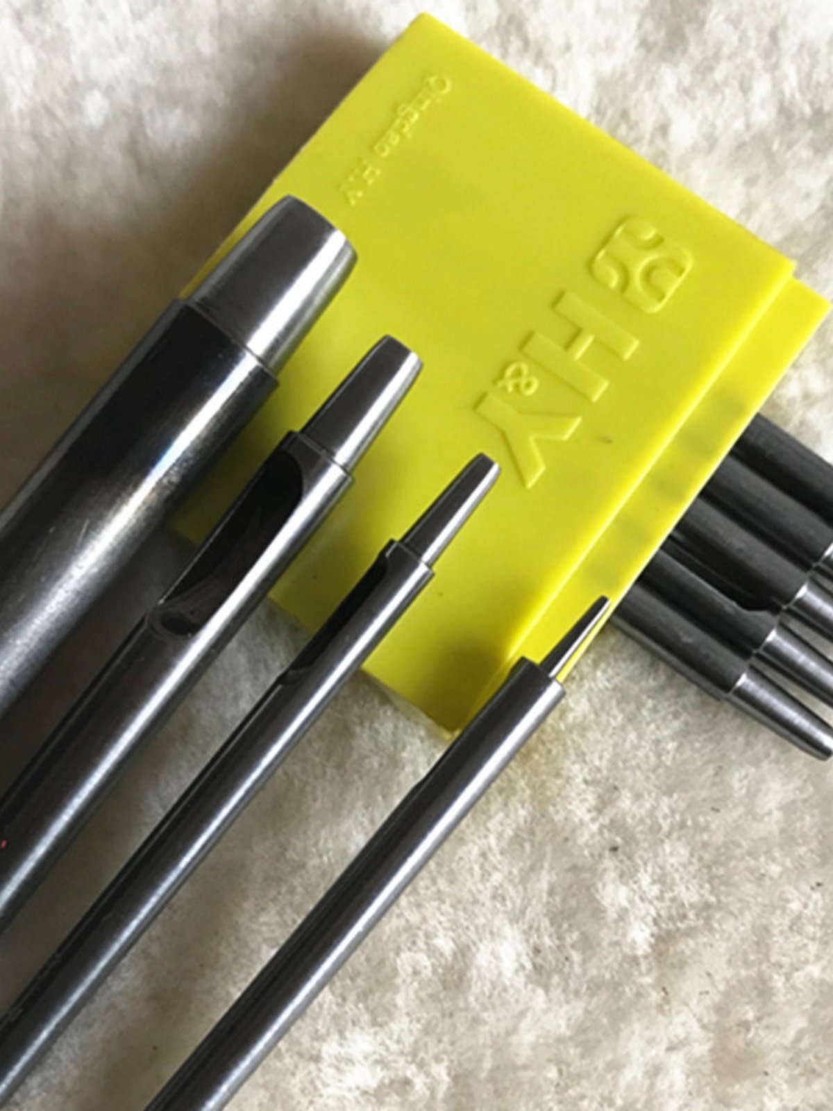 HY冲头冲子打孔圆冲皮带表带腰带手工diy皮具表带手动打眼器