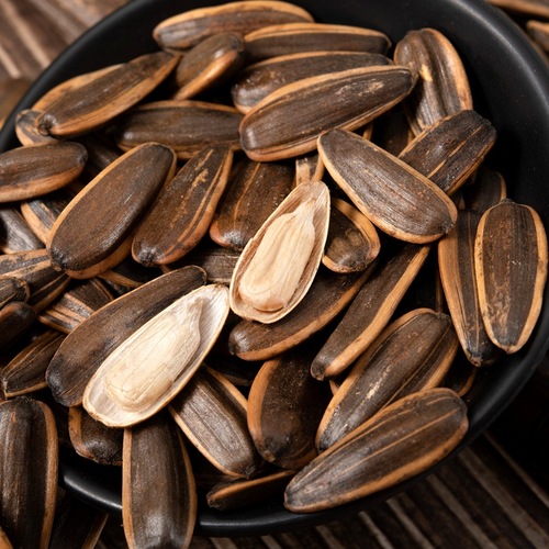 Large Kernel Caramel Walnuts Flavor Sunflower Seed Snack Wholesale Official Store