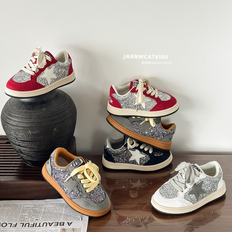 Children's Silver Sequin Star Shoes 2026 Autumn Style Low-Top Casual Sneakers for Boys and Girls, Breathable White Shoes for Older Kids Children's Silver Sequin Star Shoes 2026 Autumn Style Low-Top Casual Sneakers for Boys and Girls, Breathable White Shoes for Older Kids