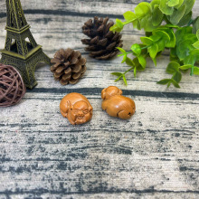 厂家直供雕刻枣木小猪吊坠挂件汽车钥匙扣车挂批发diy钥匙链文玩