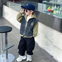 男童牛仔外套春秋季2025新款时髦男孩连帽风衣儿童春装洋气上衣服