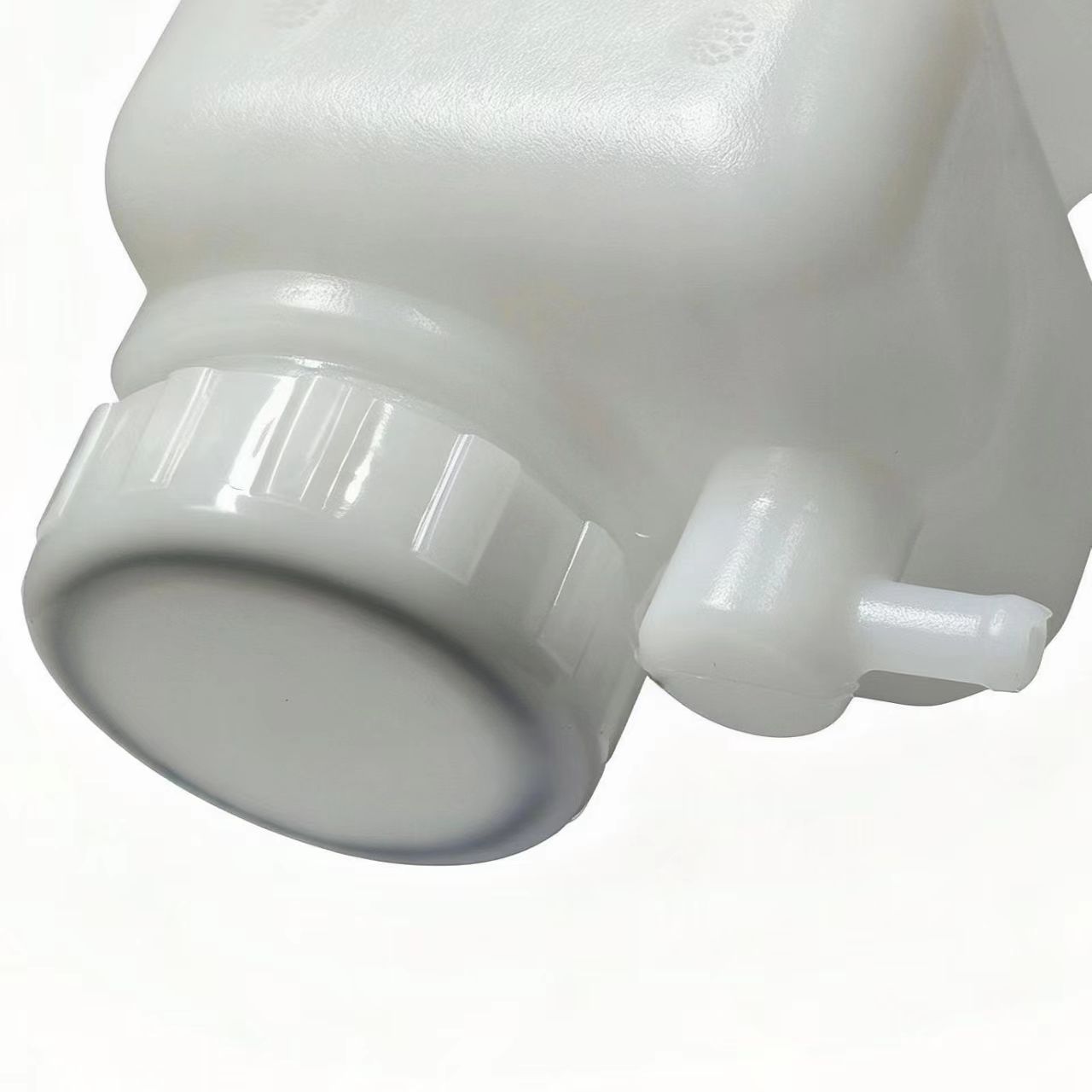 Excavator parts are suitable for the modern R60-7/9 auxiliary water tank