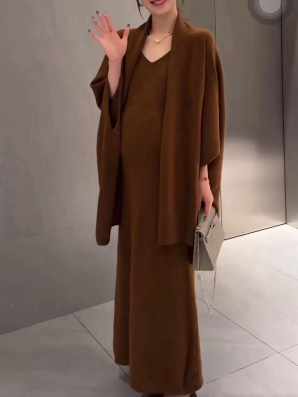 PH50829大爱美依缘2025秋季新款吊带连衣裙＋斗篷披肩显瘦两件套|undefined