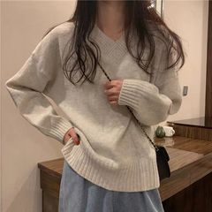 2025年秋冬新款女学生韩版v领毛衣套头宽松显瘦慵懒风外穿针织衫