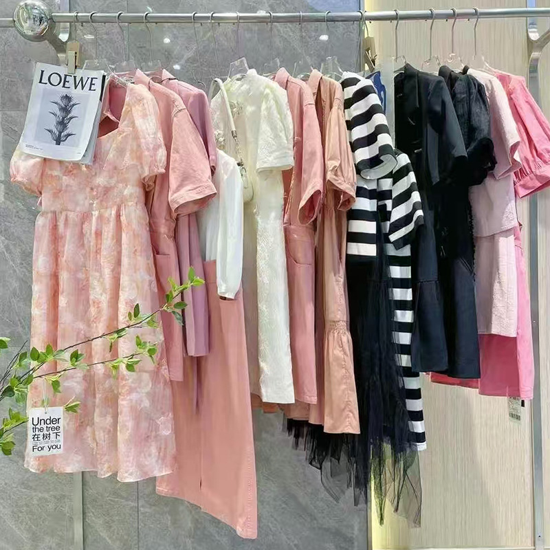 上海专柜撤柜摩凡女装一线大牌尾货走份春夏一手货源直播实体批发