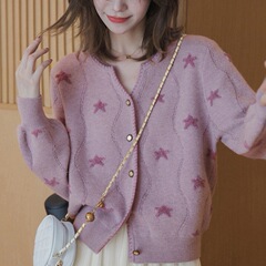 秋の新しいデザイン感のあるニット服のカーディガン五角星ジャカードの柔らかいモチモチのセーターの女性のコートの上着