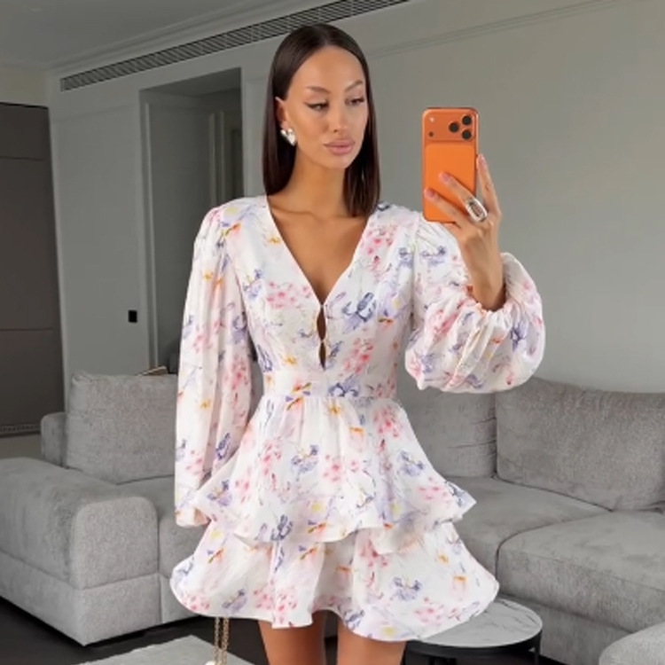 In Stock - Age-Reducing and Stylish Printed V-Neck Long-Sleeve Puffy Short Dress, New Summer 2026 Model, Popular on Cross-Border E-Commerce Platforms