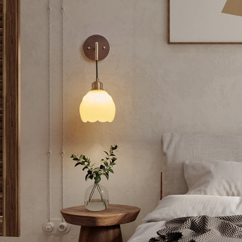 Lámpara de pared del dormitorio moderna china retro sala de estar de fondo lámparas de madera de nuez estilo japonés silencioso viento cama lámpara de cabina