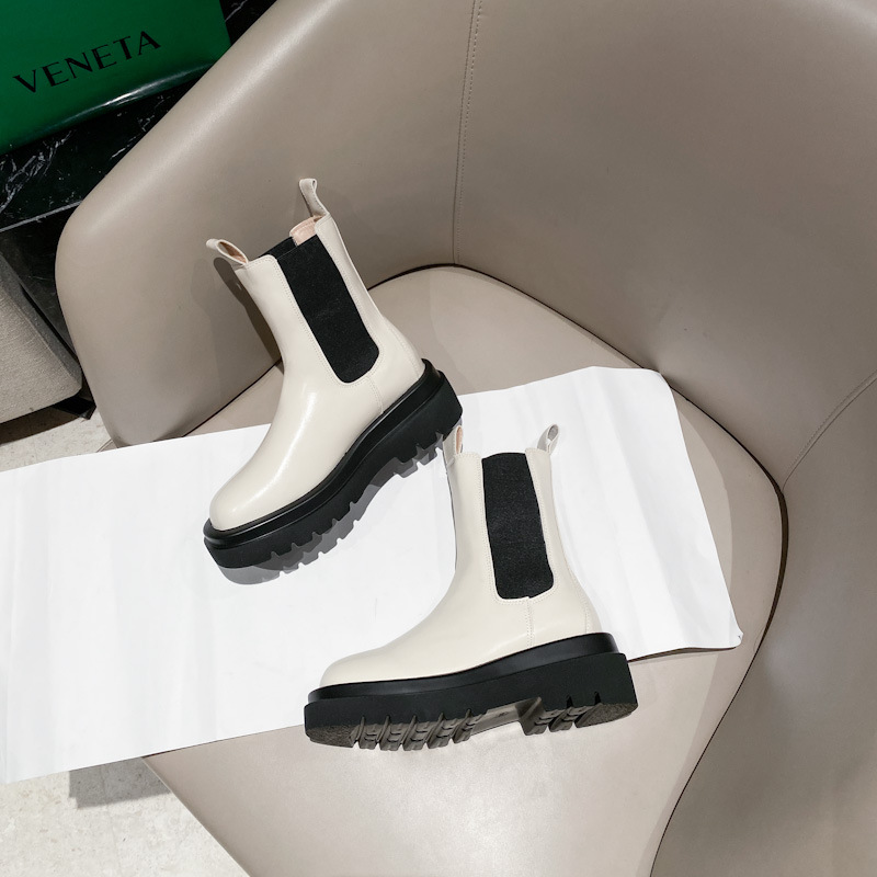 Молоко белое внутреннее увеличение заказов