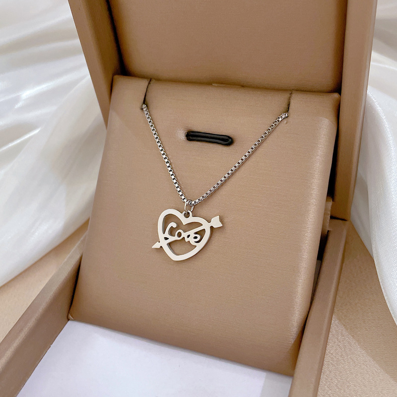 Fashion Letter Heart Shape Titanium Steel Pendant Necklace 1 Piece