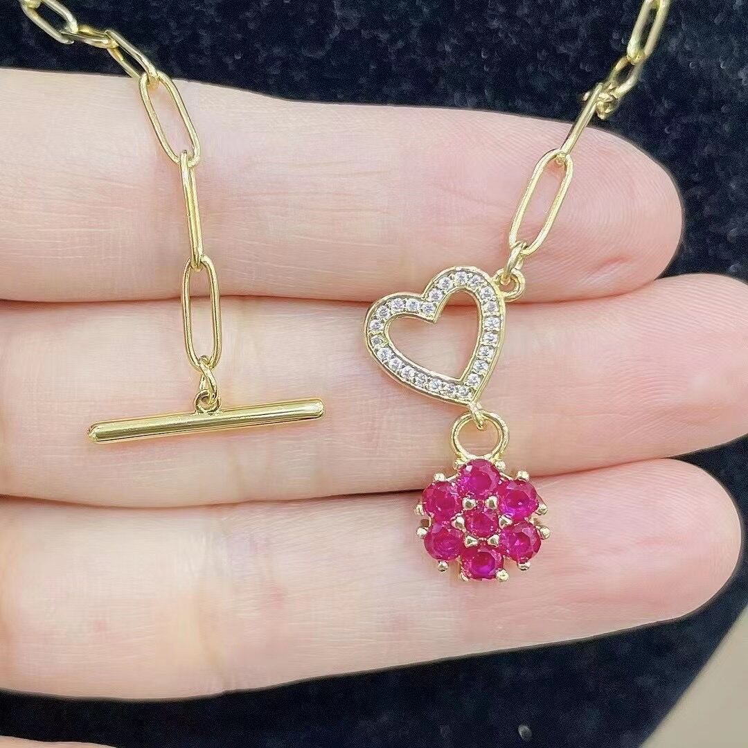 fashion small bee red zircon six petals pendant copper necklace wholesale Nihaojewelry