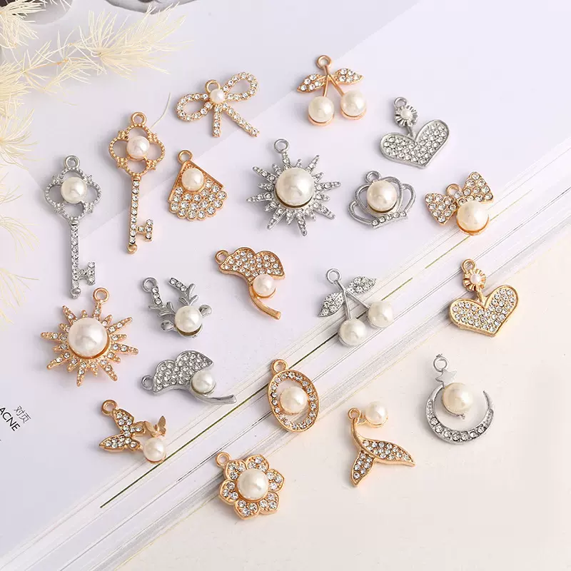 欧美热卖金属镶钻蝴蝶饰品吊坠DIY钥匙扣挂件单吊环配件现货批发