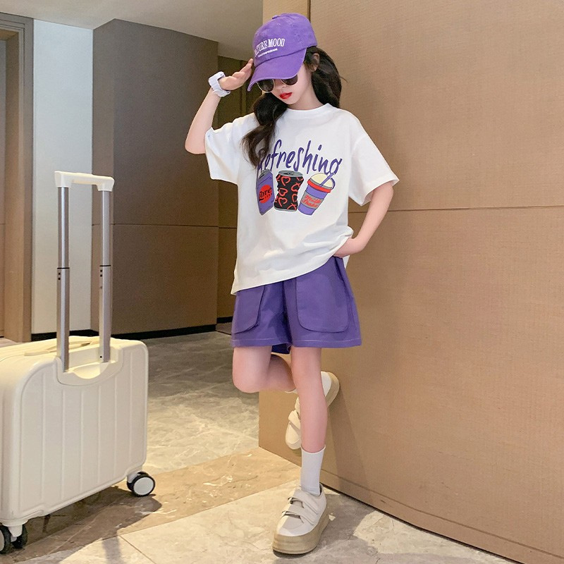 Traje deportivo para niñas 2024 Nuevo estilo coreano para niños de verano para niñas pantalones cortos de verano Traje de dos piezas de estilo occidental