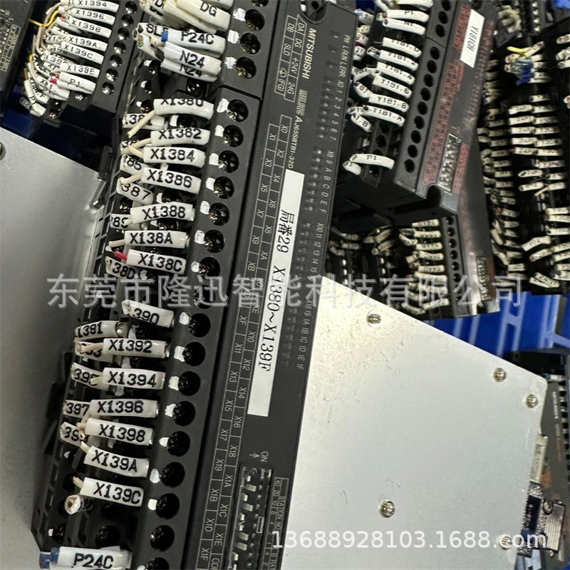 三菱PLC原装扩展模块AJ65SBT-62DA   AJ65BT-64AD拍前议价