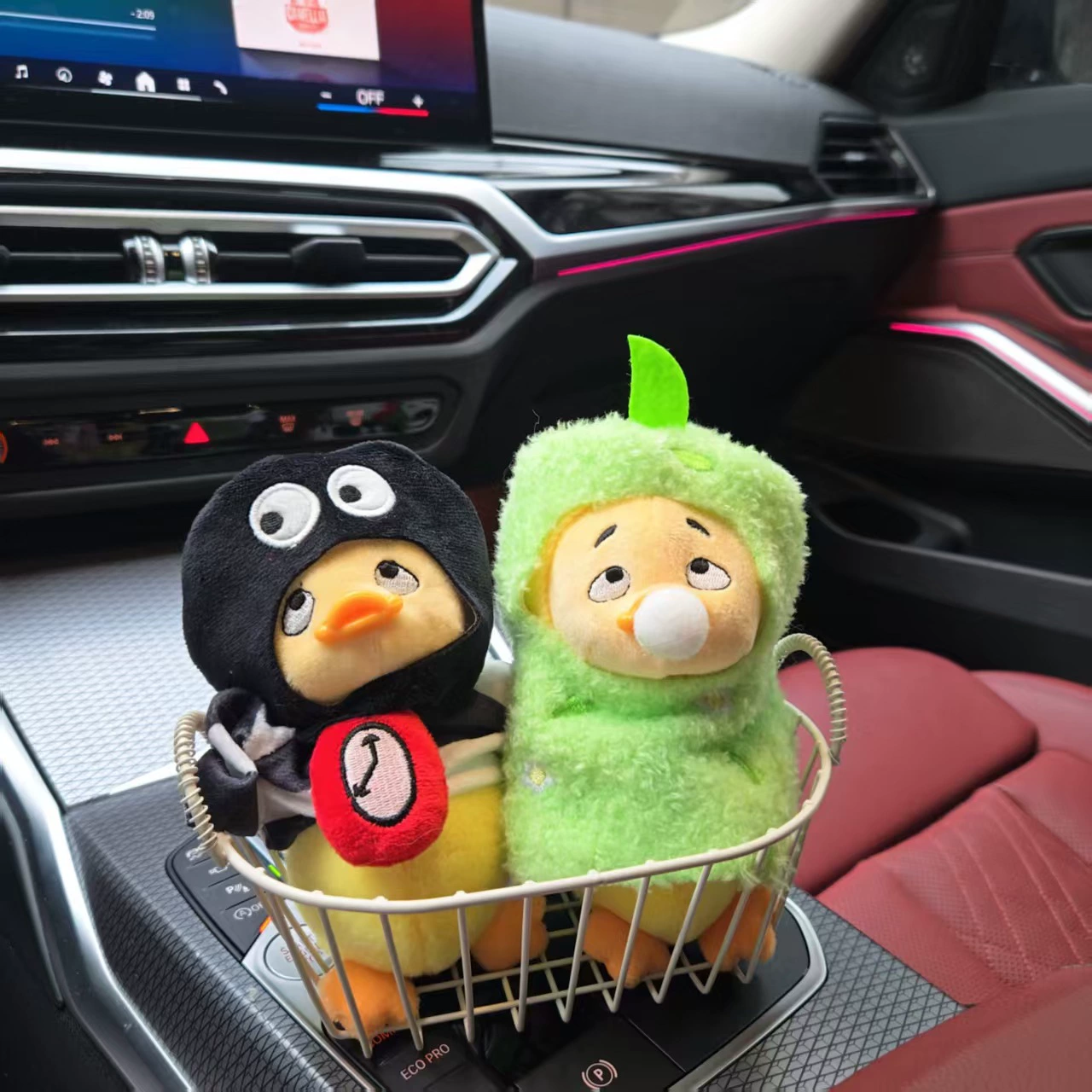 Три поколения раздражающих уток на работе