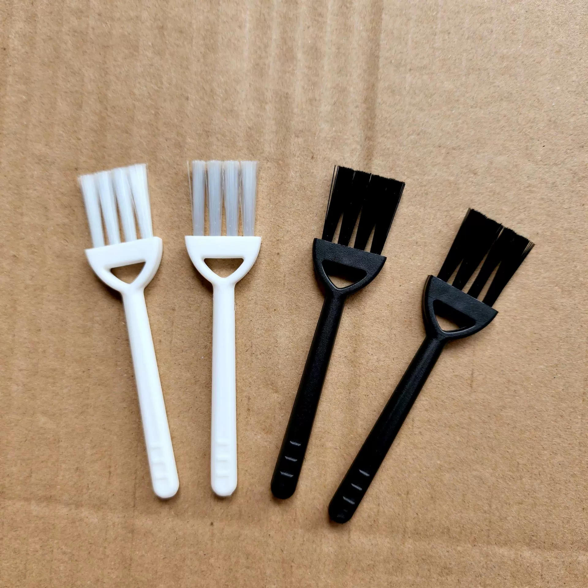 跨境键盘清洁刷子家电配件剃须刀迷你刷灭蚊灯清洁刷加湿器小毛刷