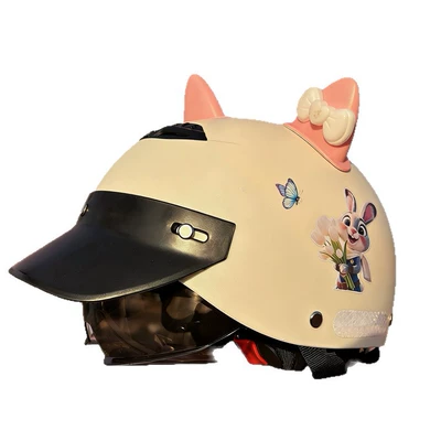 Motosiklet kaskı (dəbilqə) — Motorcycle Adult Helmet Cute Cartoon