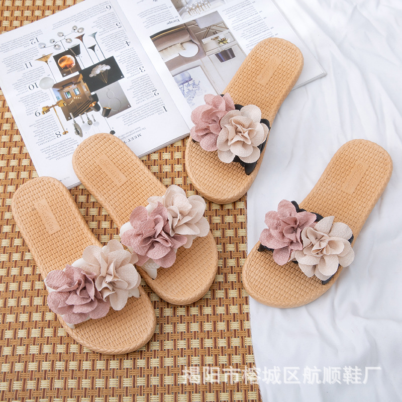 새로운 여름 요정 부드러운 바람 꽃 슬리퍼 여성 해변 해변 패션 겉옷 플랫 미끄럼 방지 샌들 도매