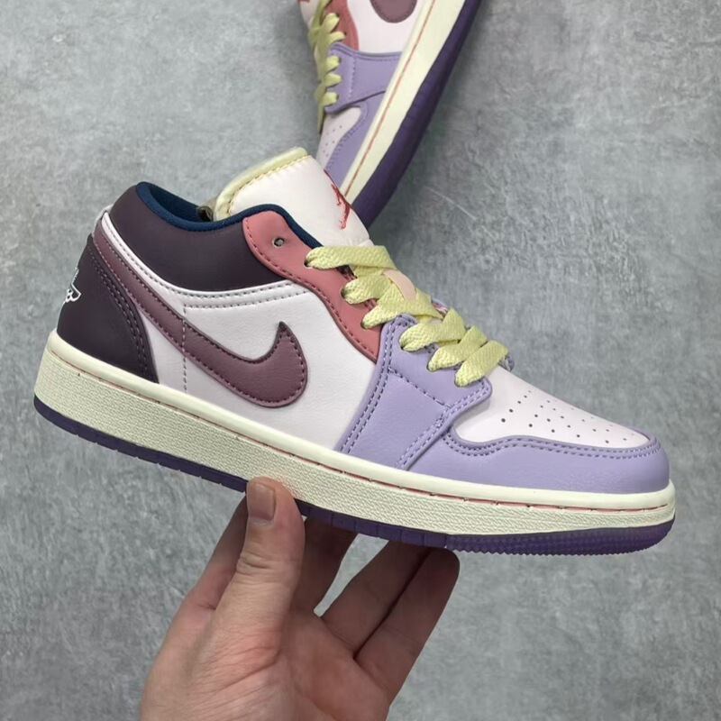 Putian High-End Version Jordan 1 Men's and Women's Shoes Aj1 Low-Top Sneakers Sports Shoes Couple Basketball Shoes Black Red Toe Sbdunk Putian High-End Version Jordan 1 Men's and Women's Shoes Aj1 Low-Top Sneakers Sports Shoes Couple Basketball Shoes Black Red Toe Sbdunk