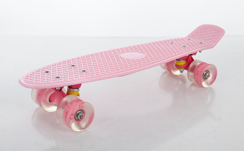 22寸青少年儿童小鱼板公路滑板单翘板橡胶板刷街板四轮滑板PU轮