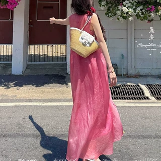现货 2026夏新款树莓粉抽绳套头连衣慵懒感宽松真丝度假连衣裙
