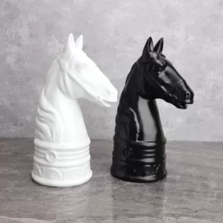 简约现代树脂黑白马头雕塑摆件样板房售楼部客厅电视柜家居装饰品