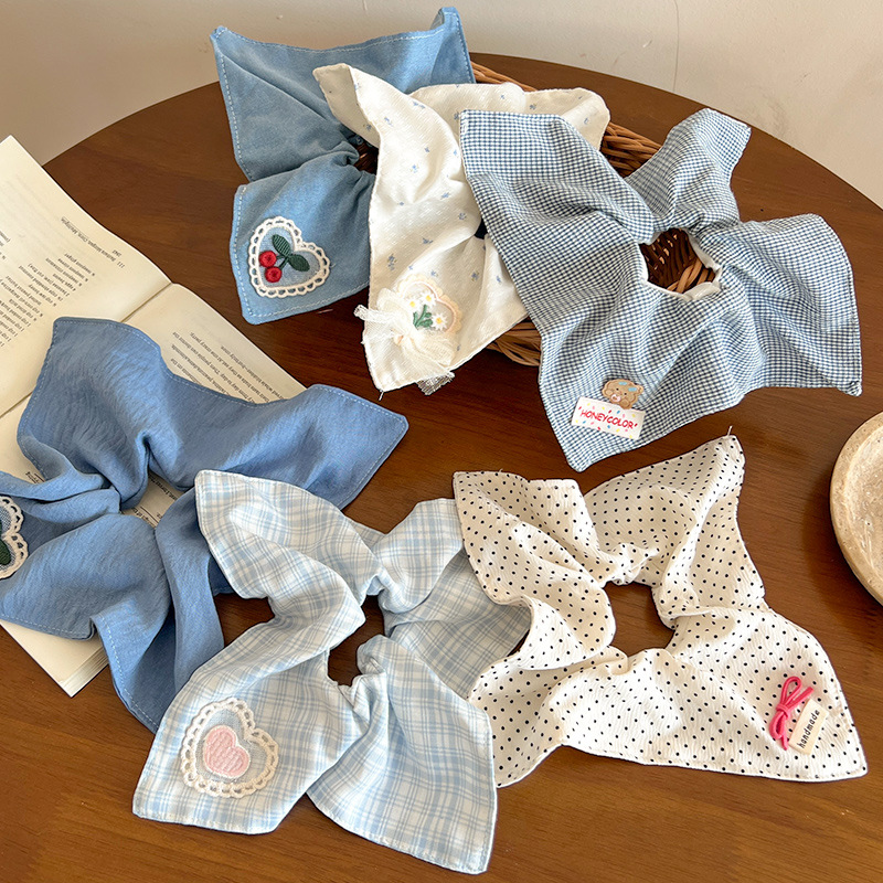 Children's scarf
