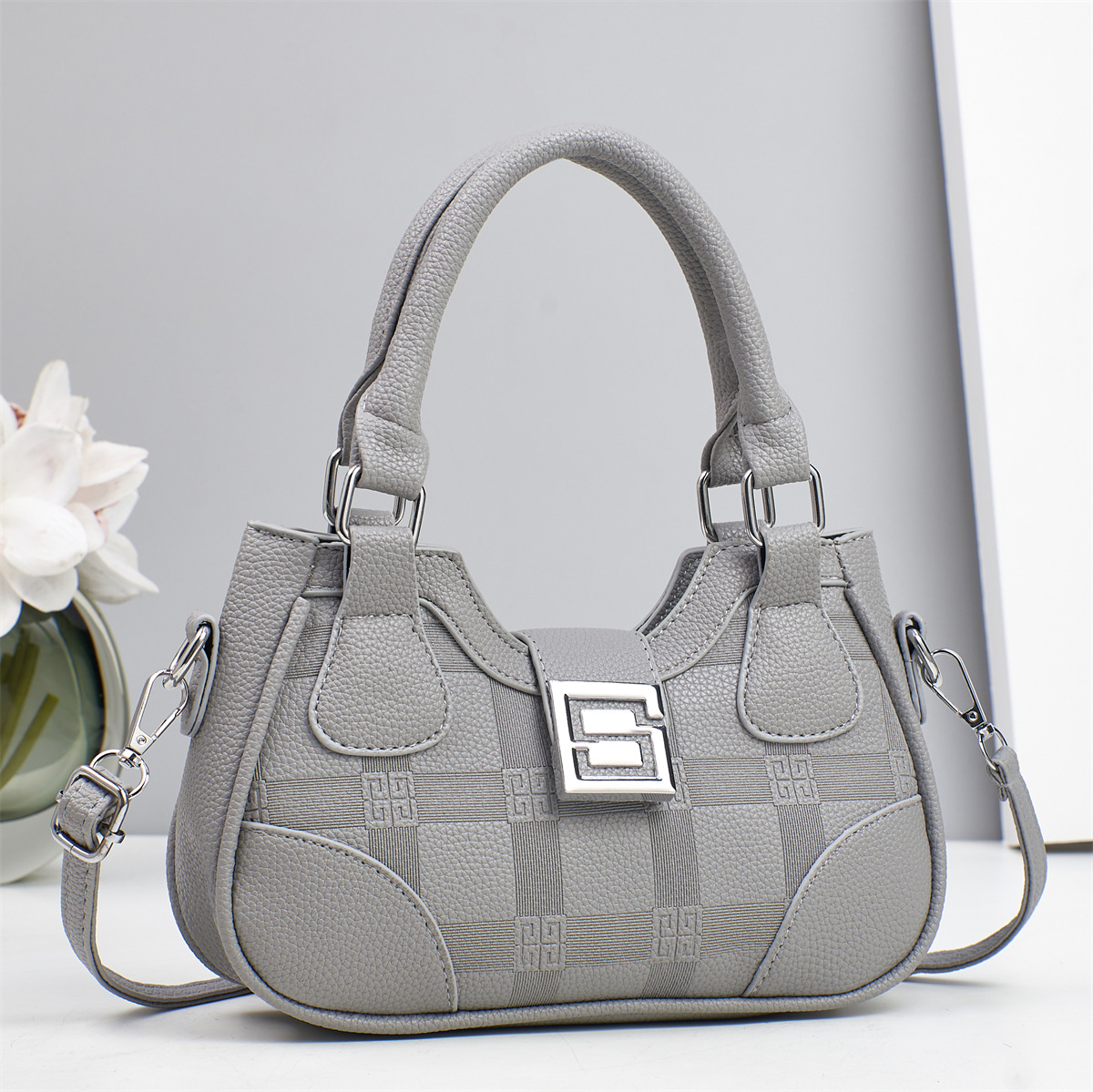 Temperamento versátil nuevo bolso coreano de moda mujer hermoso bolso de hombro bolso de mujer bolso de mujer bolso grande