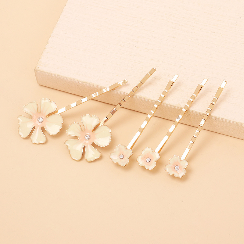 13g Weight Headwear Classification Women'S Gender Korean Style Style White, Pink, Yellow Color Oil Drop Flower Rhinestone Word Hairpin Niche Fashion Design Hair Accessories 3